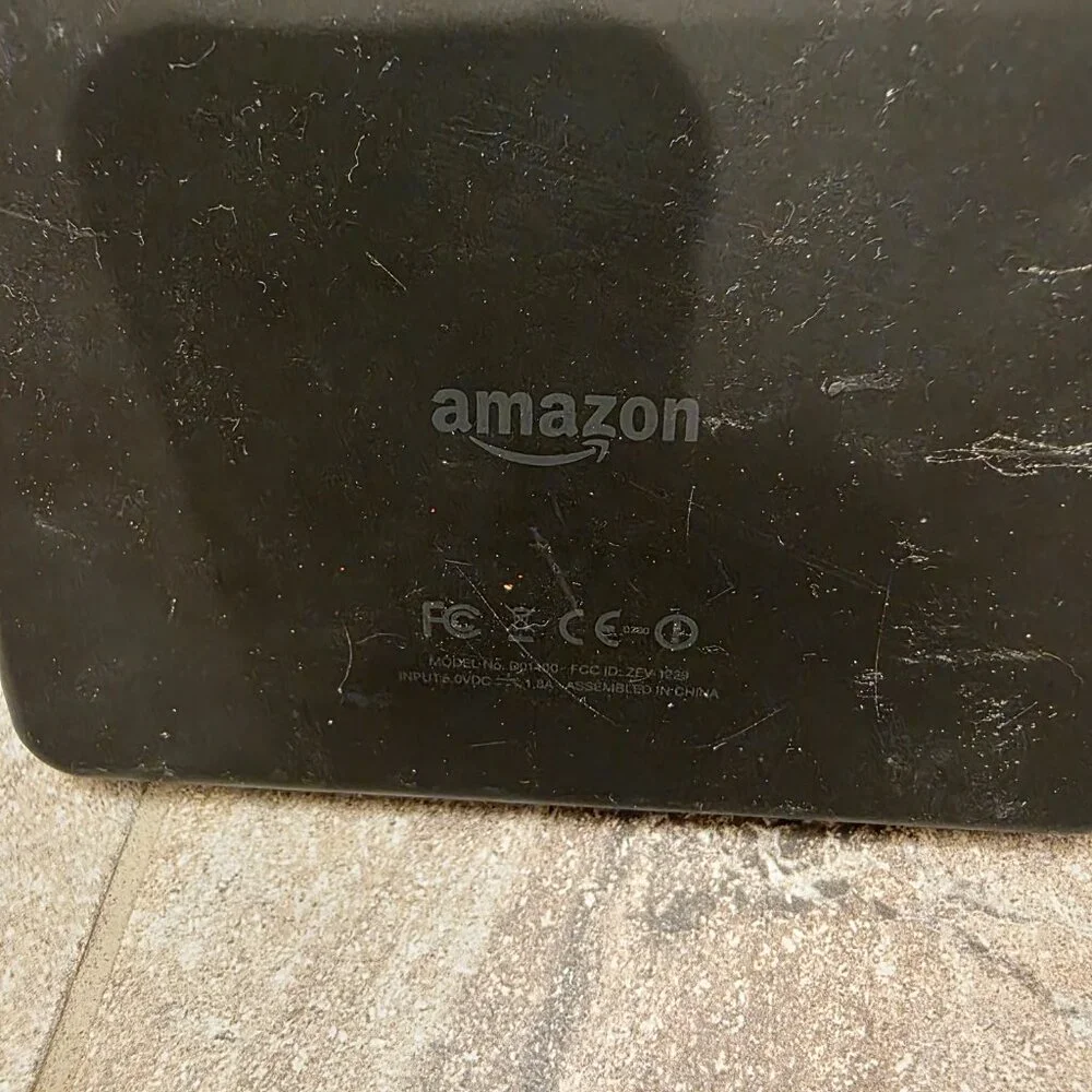Amazon Kindle Fire 1st Generation D01400 - 7